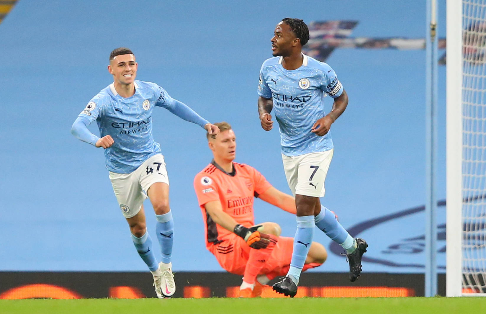 西奇是她最 西奇是她最